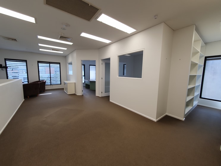 Click to view all images Burleigh Heads QLD 4220 - Image 1