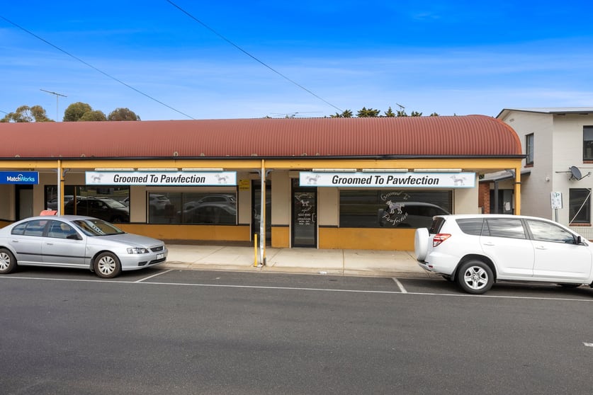 Click to view all images Shops 1 &/136 Ormond Road East Geelong VIC 3219 - Image 1