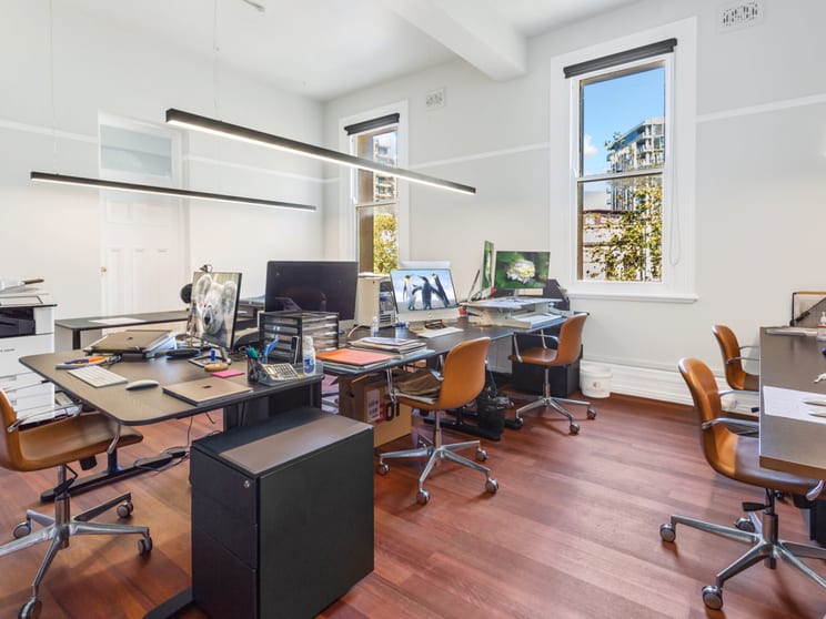 Click to view all images Level 2/54 Oxford St Darlinghurst NSW 2010 - Image 2