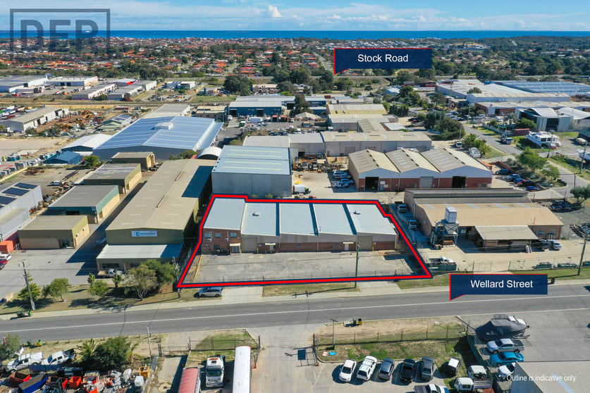 Click to view all images 39 Wellard Street Bibra Lake WA 6163 - Image 1
