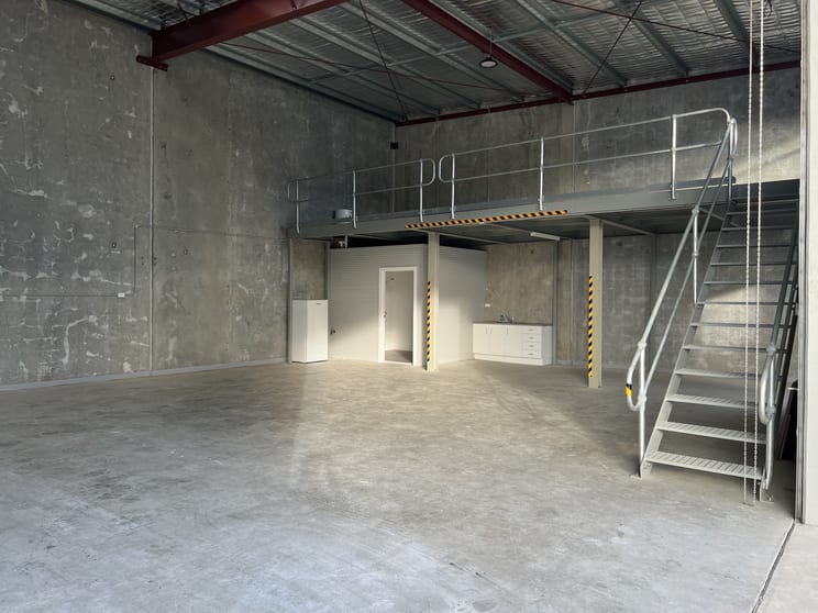 Click to view all images 17/28-32 Trim Street South Nowra NSW 2541 - Image 2