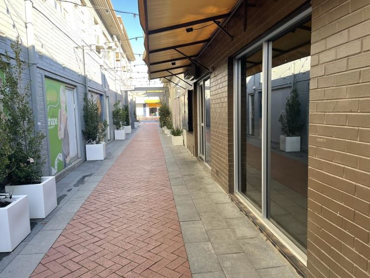 Click to view all images Shop 3/3/176 High Street Wodonga VIC 3690 - Image 1