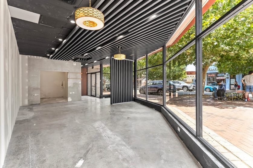 Click to view all images 416A William Street Northbridge WA 6003 - Image 2