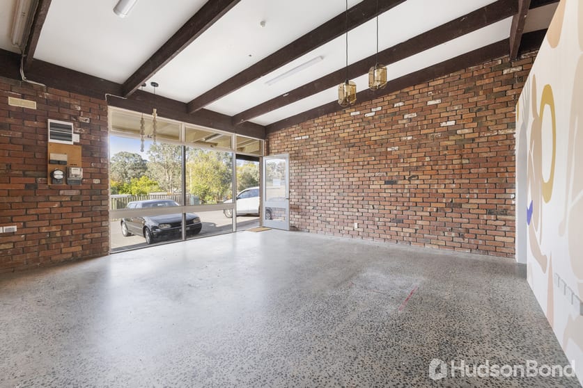 Click to view all images 4/90-94 Melbourne Hill Road Warrandyte VIC 3113 - Image 3