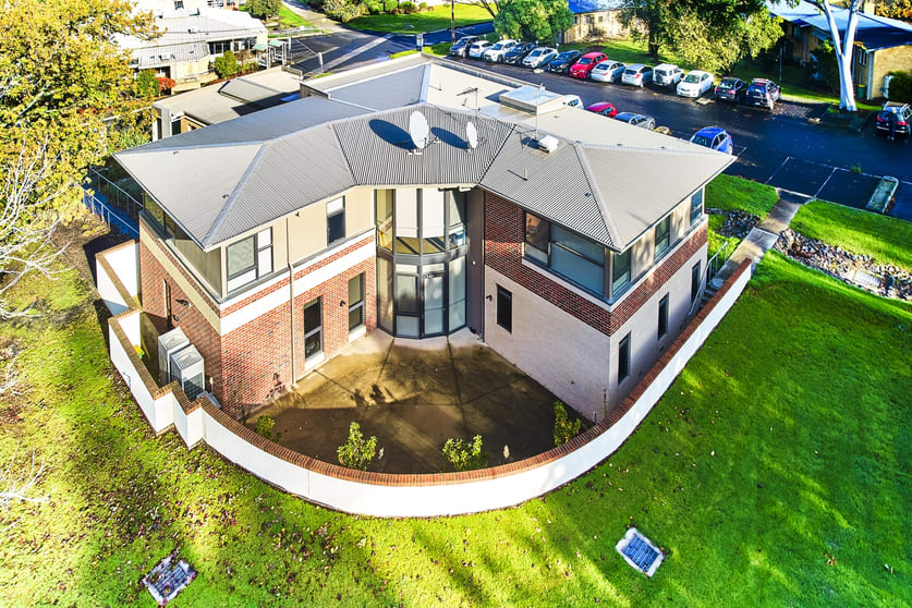 Click to view all images 17a Homer Fraser Avenue Montrose VIC 3765 - Image 2