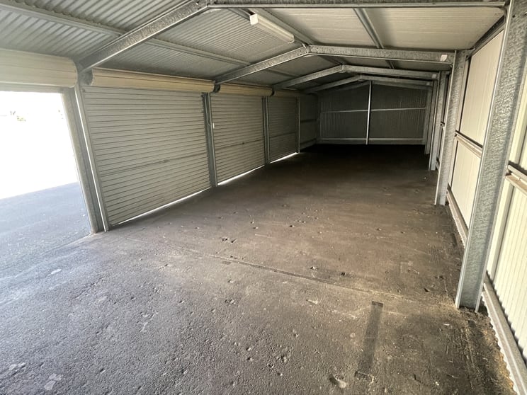 Click to view all images 11 Zoe Street Bunbury WA 6230 - Image 3