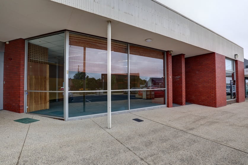 Click to view all images Shop 8-9/39 Wragg Street Somerset TAS 7322 - Image 1
