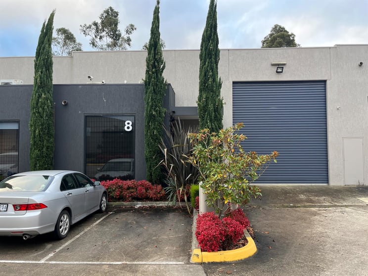 Click to view all images 8/24 LONGSTAFF ROAD Bayswater VIC 3153 - Image 1
