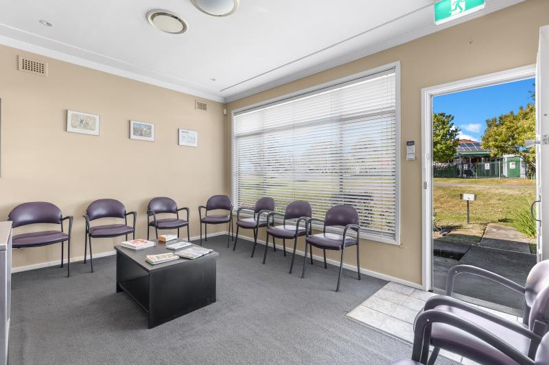 Click to view all images 4 James Street Warners Bay NSW 2282 - Image 3