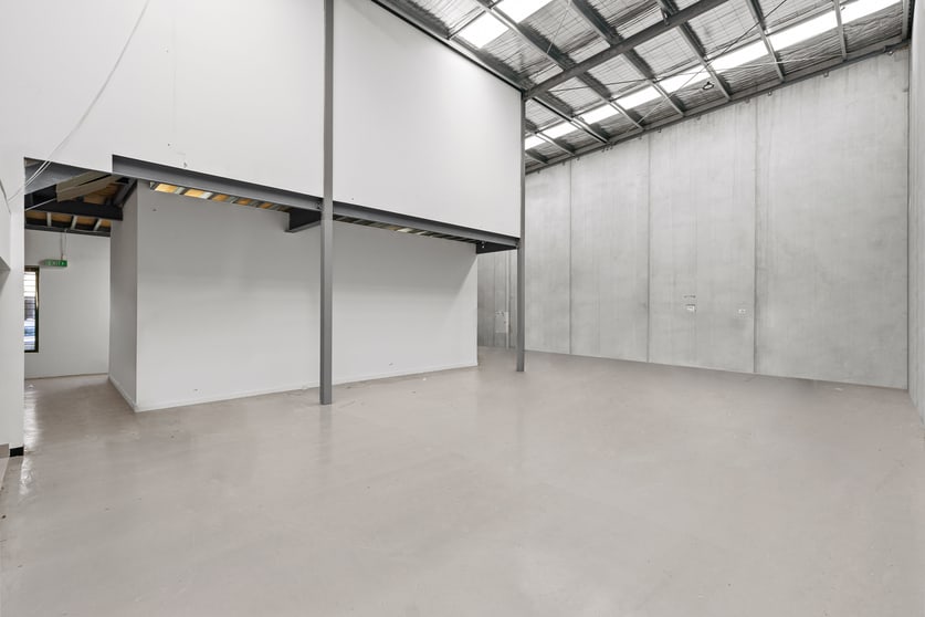 Click to view all images 3/6 Garden Road Clayton VIC 3168 - Image 1