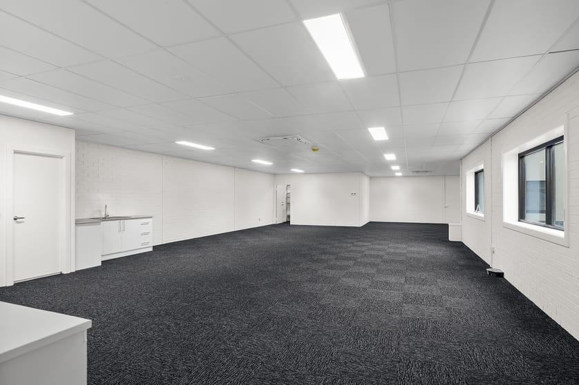 Click to view all images 38 Wingecarribee Bowral NSW 2576 - Image 1