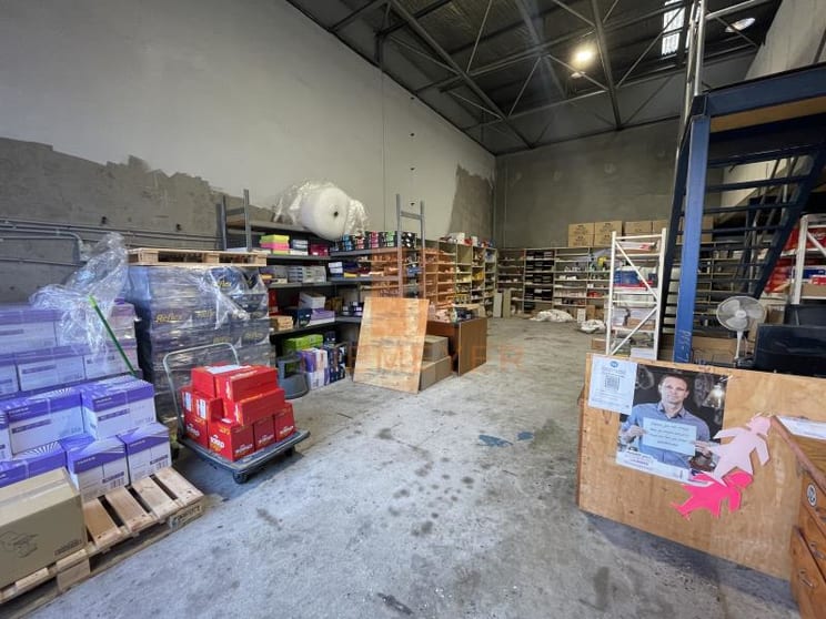 Click to view all images Unit 14/94 Bryant Street Padstow NSW 2211 - Image 2