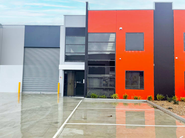Click to view all images 7 Trinity Way Pakenham VIC 3810 - Image 1