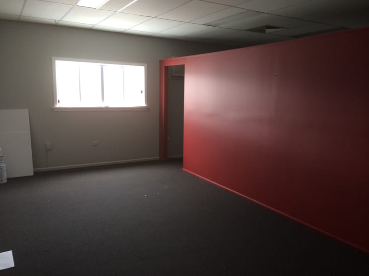 Click to view all images 1 Rodway Arcade Nowra NSW 2541 - Image 2