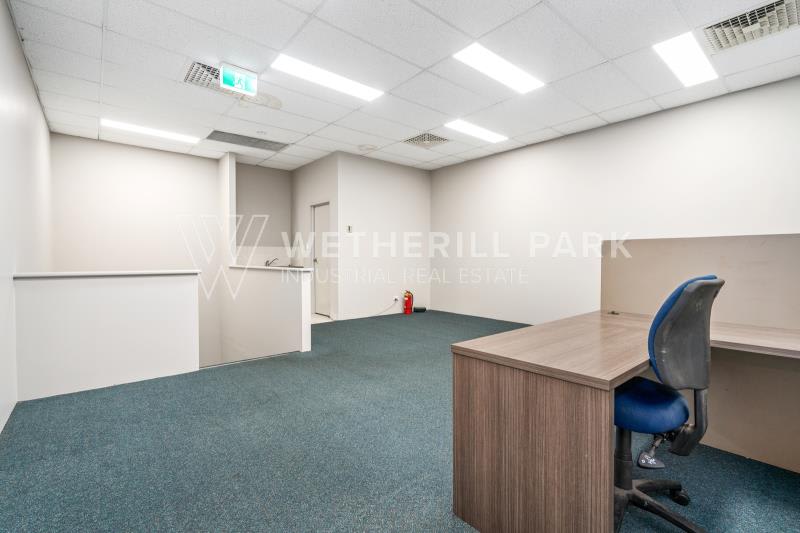 Click to view all images Wetherill Park NSW 2164 - Image 3