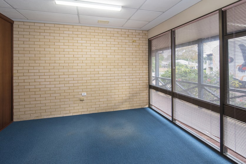 Click to view all images 4/145 Bussell Hwy Margaret River WA 6285 - Image 3