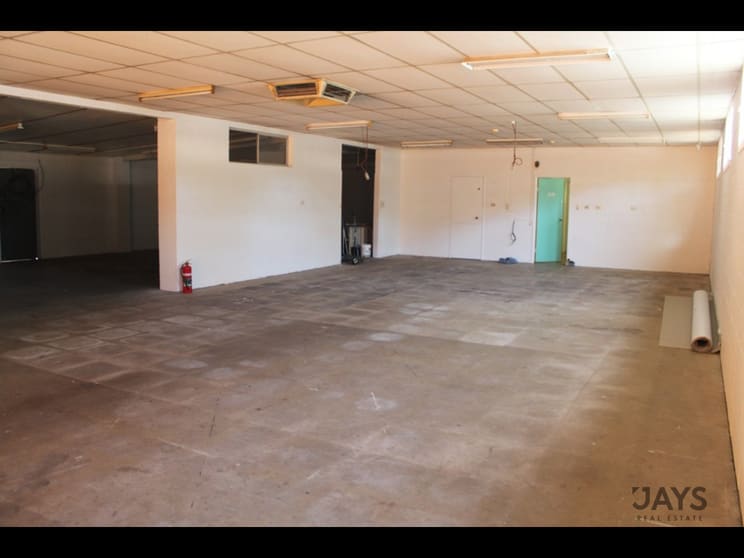 Click to view all images 6 Shackleton Street Mount Isa QLD 4825 - Image 2