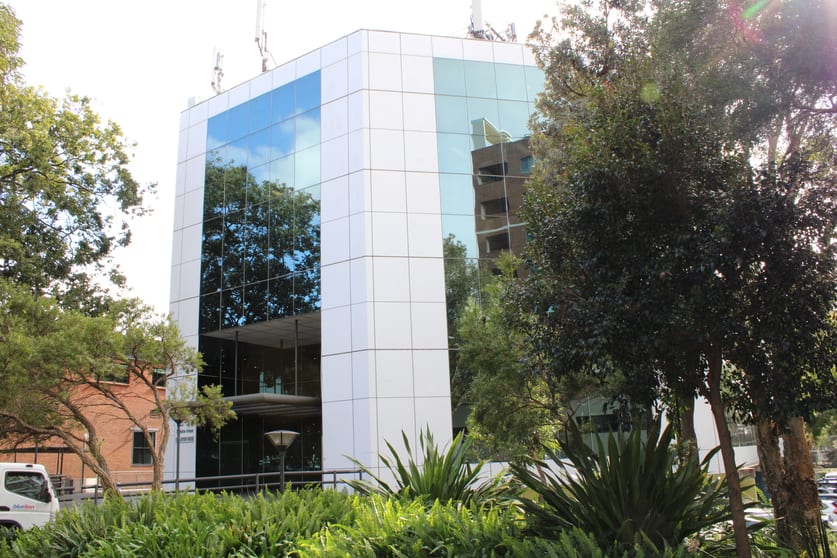 Click to view all images 505/3 - 5 Stapleton ave Sutherland NSW 2232 - Image 2