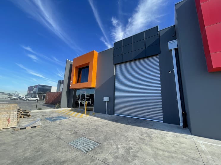Click to view all images 2B Integration Crt Truganina VIC 3029 - Image 3