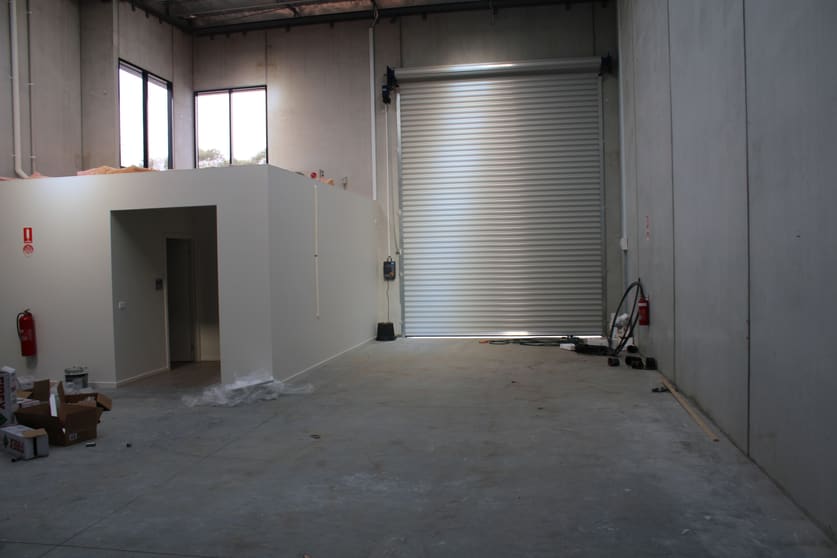 Click to view all images 12 Pottery Circuit Pakenham VIC 3810 - Image 3