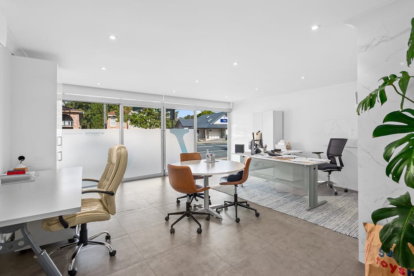 Click to view all images 378 Crown Street Wollongong NSW 2500 - Image 2