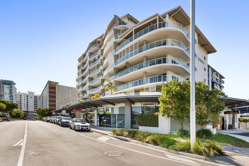 Click to view all images 5B/21 Smith Street Mooloolaba QLD 4557 - Image 2