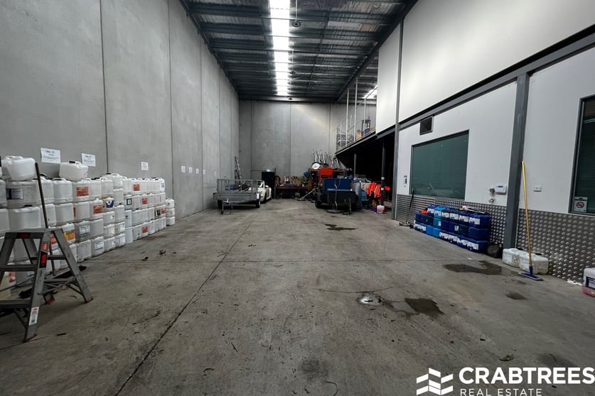 Click to view all images 5/8 Garden Road Clayton VIC 3168 - Image 2