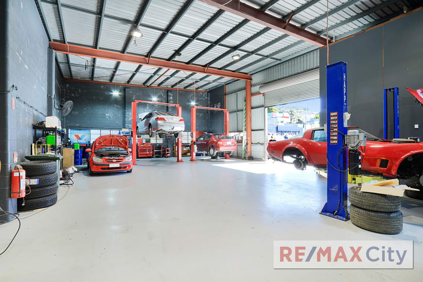 Click to view all images 2/278 Newmarket Road Wilston QLD 4051 - Image 3