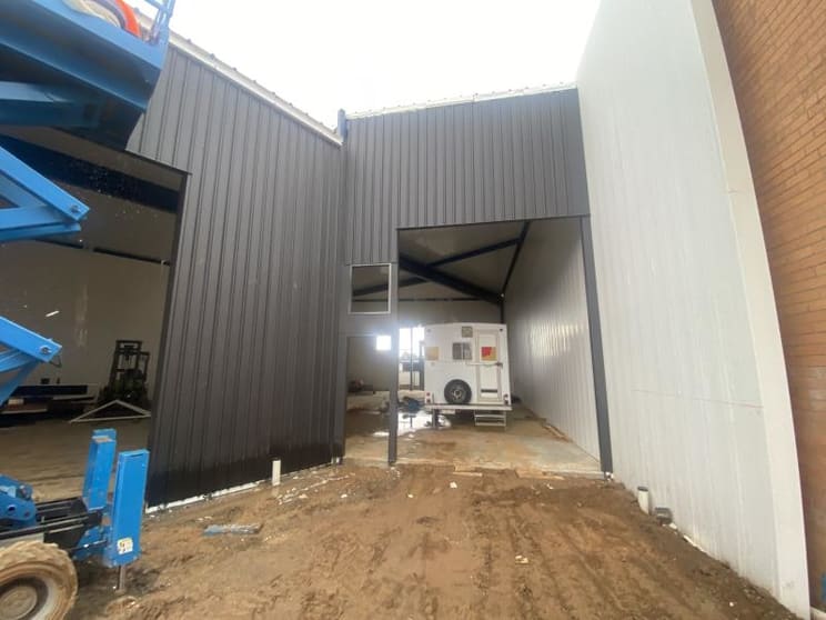 Click to view all images Unit 2/16 Hincksman Street Queanbeyan NSW 2620 - Image 2