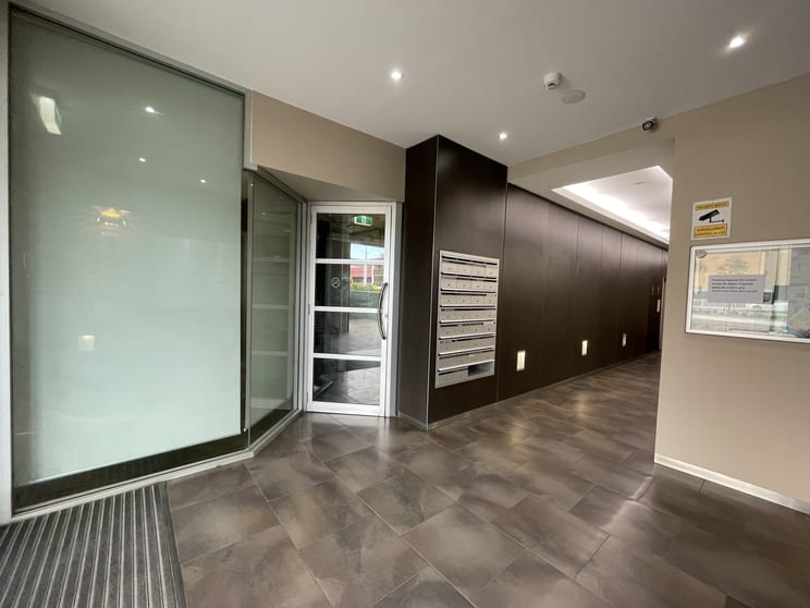 Click to view all images 410 Church Street Parramatta NSW 2150 - Image 2