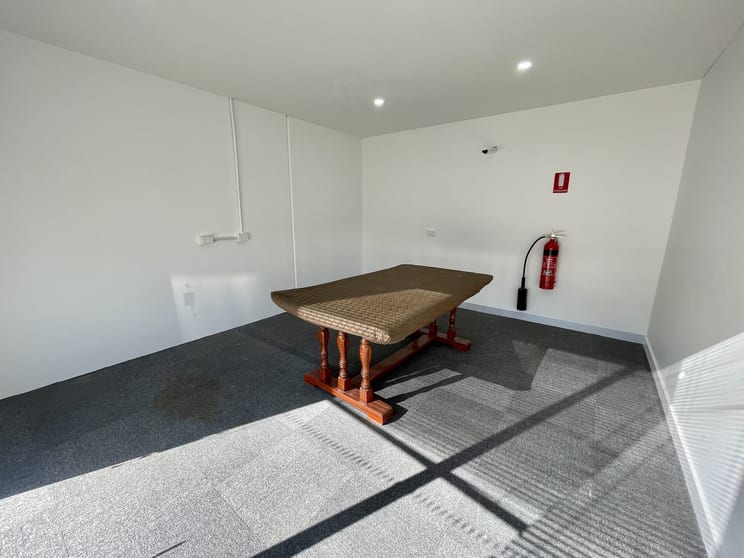 Click to view all images 3/11 Railway Court Bairnsdale VIC 3875 - Image 3