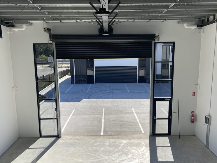 Click to view all images Unit 13/89 Priestdale Road Eight Mile Plains QLD 4113 - Image 3