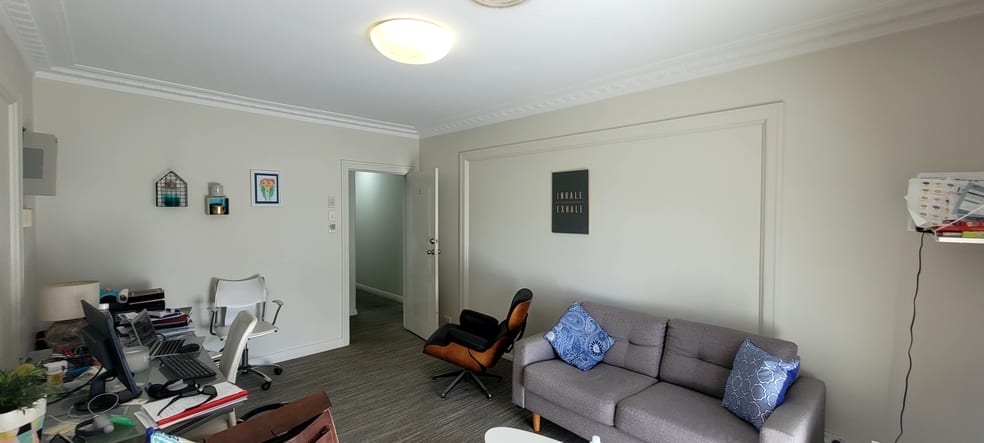 Click to view all images 5/1726 Gold Coast Highway Burleigh Heads QLD 4220 - Image 1