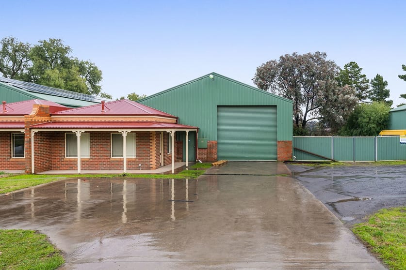 Click to view all images 26 Sullivan Street Golden Square VIC 3555 - Image 1
