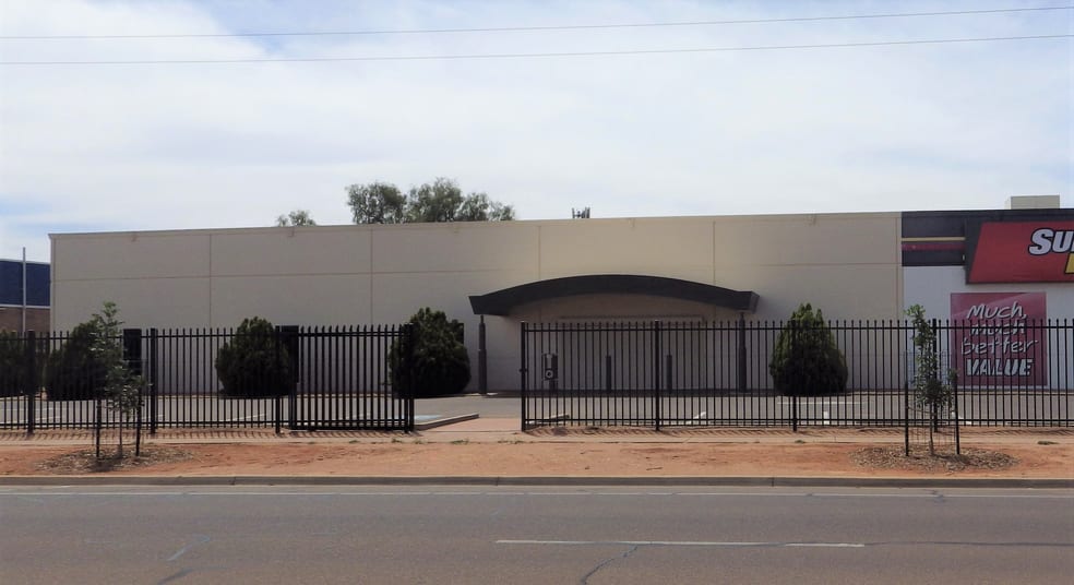 Click to view all images 132 MCDOUALL STUART AVENUE Whyalla Norrie SA 5608 - Image 2