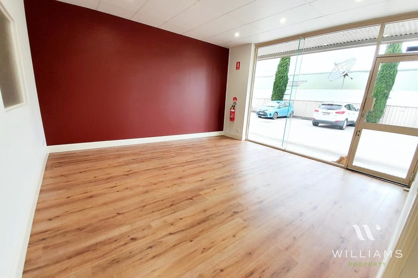 Click to view all images 2/71 Maitland Street Branxton NSW 2335 - Image 3