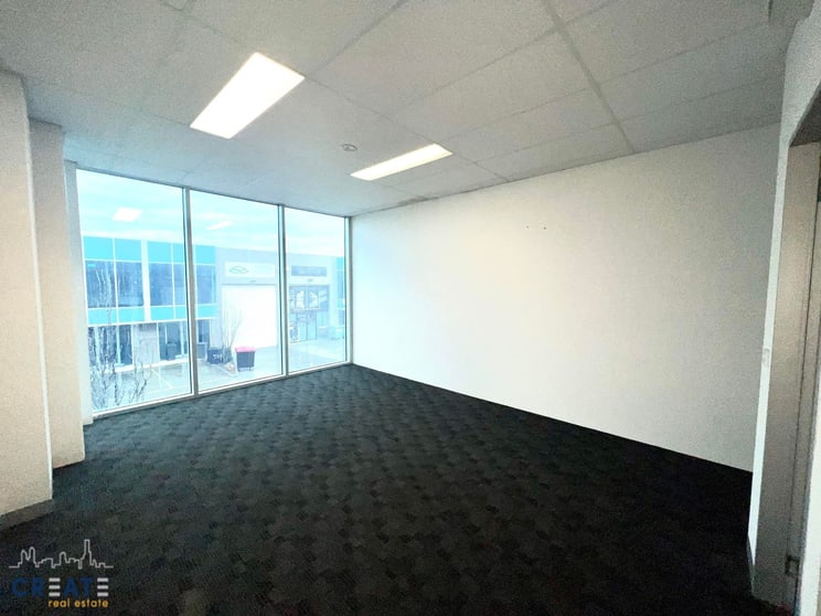Click to view all images 7/22 Makland Drive Derrimut VIC 3026 - Image 2