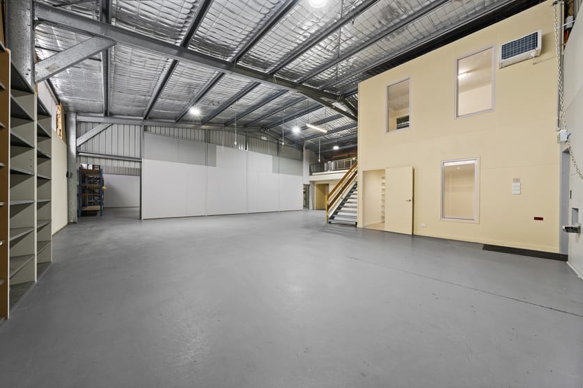 Click to view all images 13-15 Gray Street Sebastopol VIC 3356 - Image 2