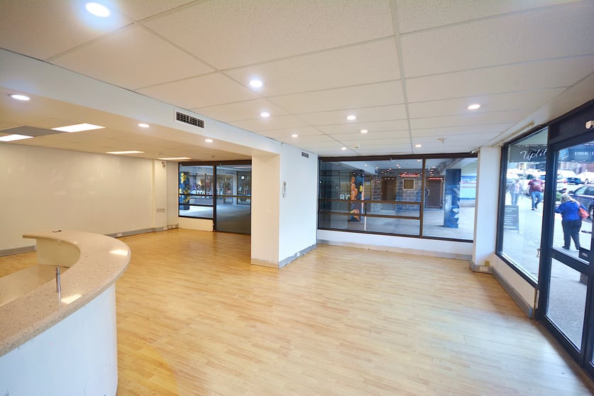 Click to view all images Shop 1/81-83 Katoomba Street Katoomba NSW 2780 - Image 2