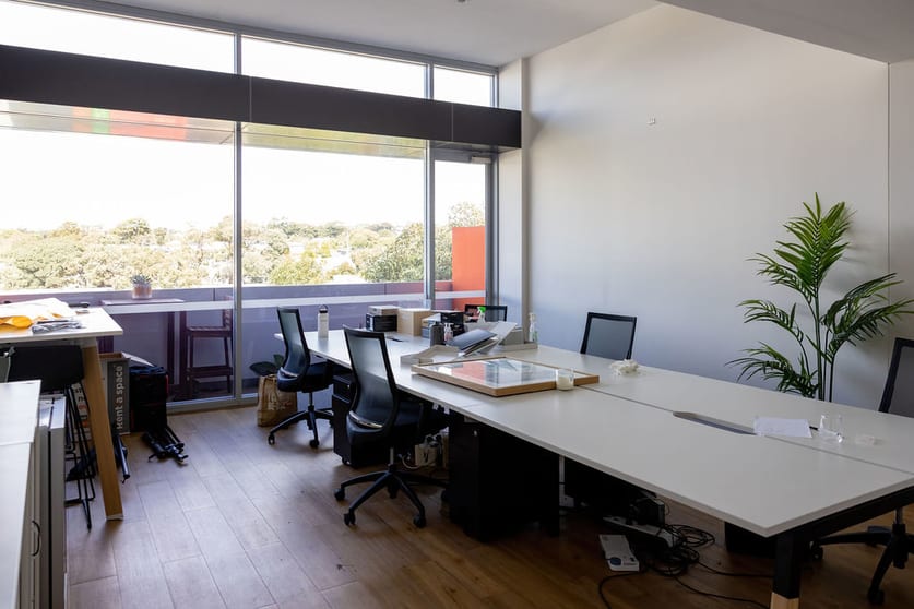 Click to view all images C-309/16 Wurrook Circuit Caringbah NSW 2229 - Image 3