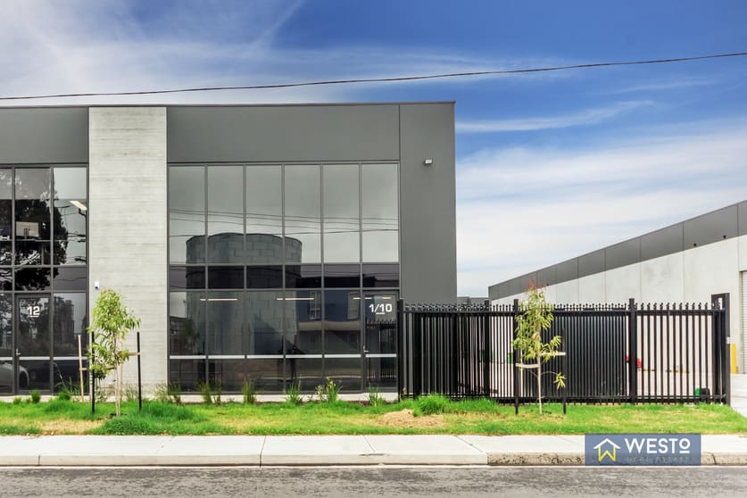 Click to view all images 1/10 Fink Street Williamstown North VIC 3016 - Image 1