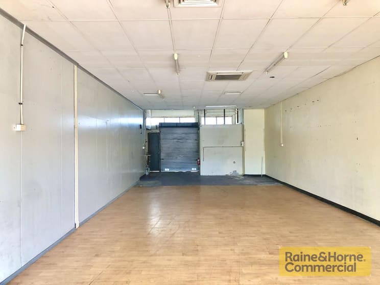 Click to view all images 1b/2 Patricks Road Arana Hills QLD 4054 - Image 2