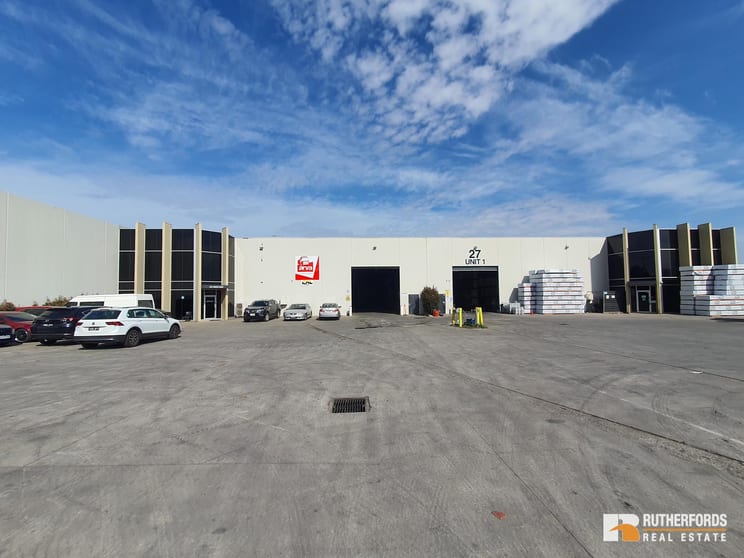 Click to view all images 1+2/27 Agosta Drive Laverton North VIC 3026 - Image 3