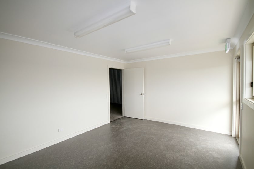 Click to view all images 2/72 Mountbatten Drive Dubbo NSW 2830 - Image 3