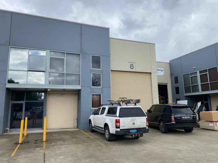 Click to view all images Unit 6/5-7 Wiltshire Street Minto NSW 2566 - Image 1