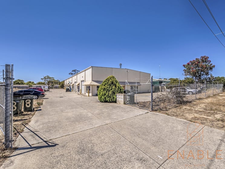 Click to view all images 5/235 Barrington Street Bibra Lake WA 6163 - Image 3