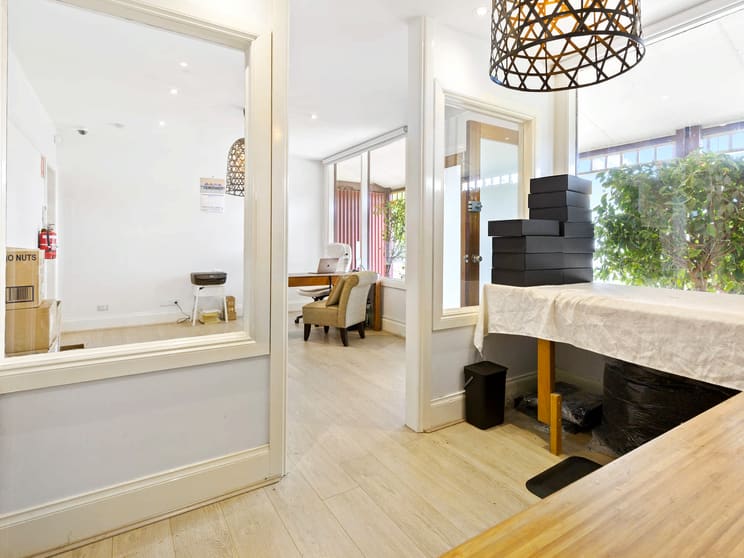 Click to view all images 23A Virginia Street Mornington VIC 3931 - Image 3
