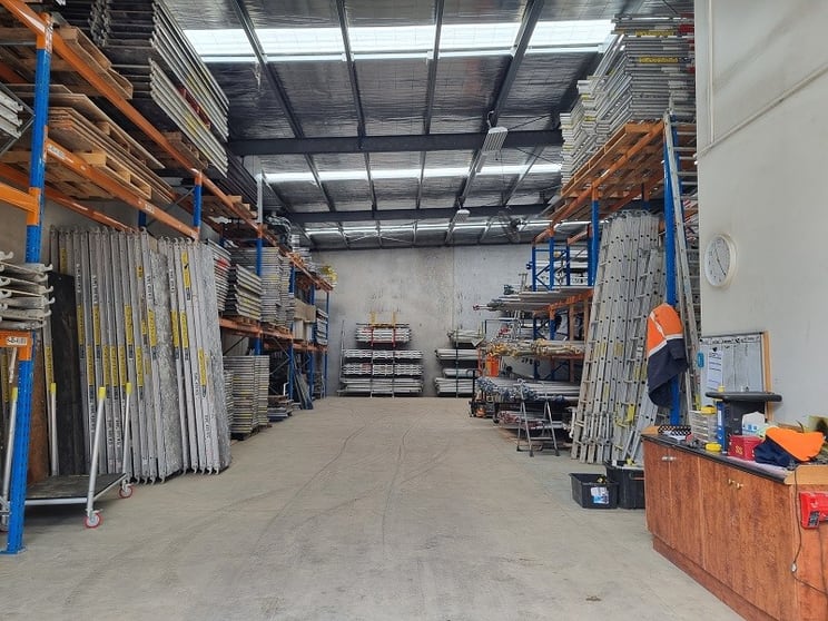 Click to view all images 280 Wolseley Place Thomastown VIC 3074 - Image 2