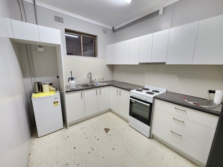 Click to view all images 6/49 Market Street Smithfield NSW 2164 - Image 2
