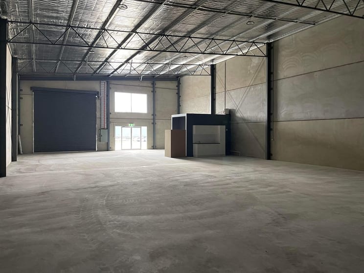 Click to view all images 5B Industrial Road Shepparton VIC 3630 - Image 2